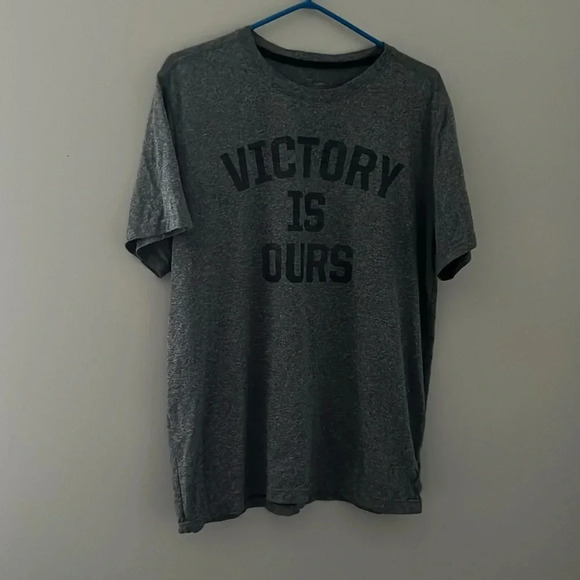 Old Navy victory is ours shirt - Picture 1 of 2